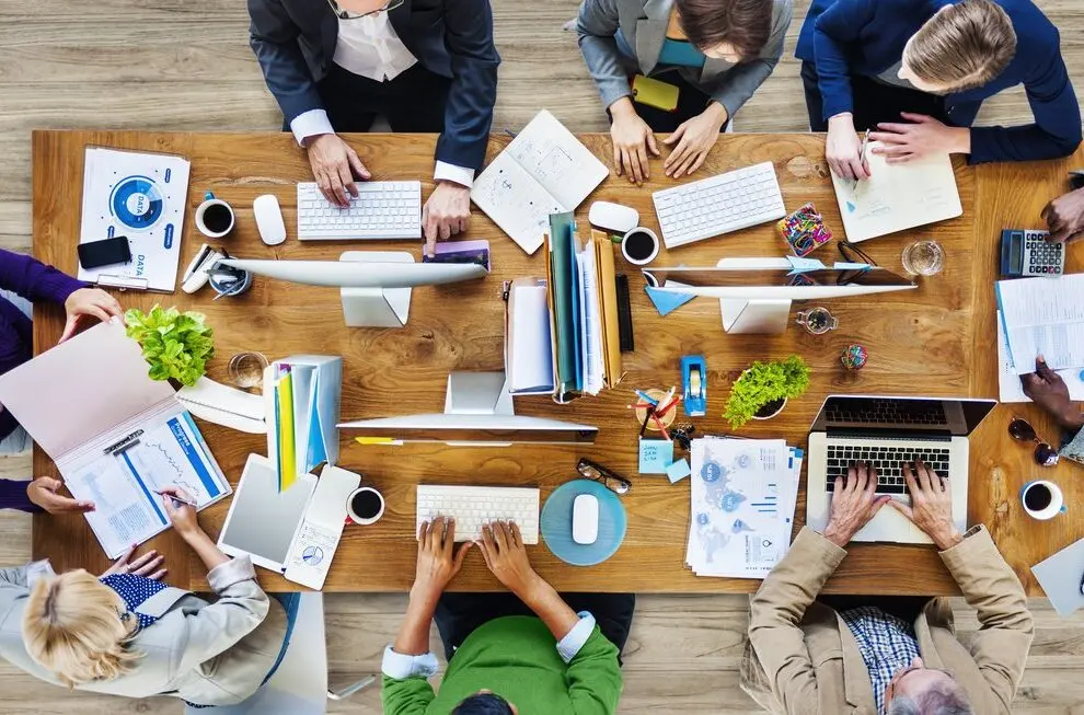 Image for Wady i zalety współpracy z programistami-freelancerami